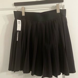 Tna aritzia tennis skirt